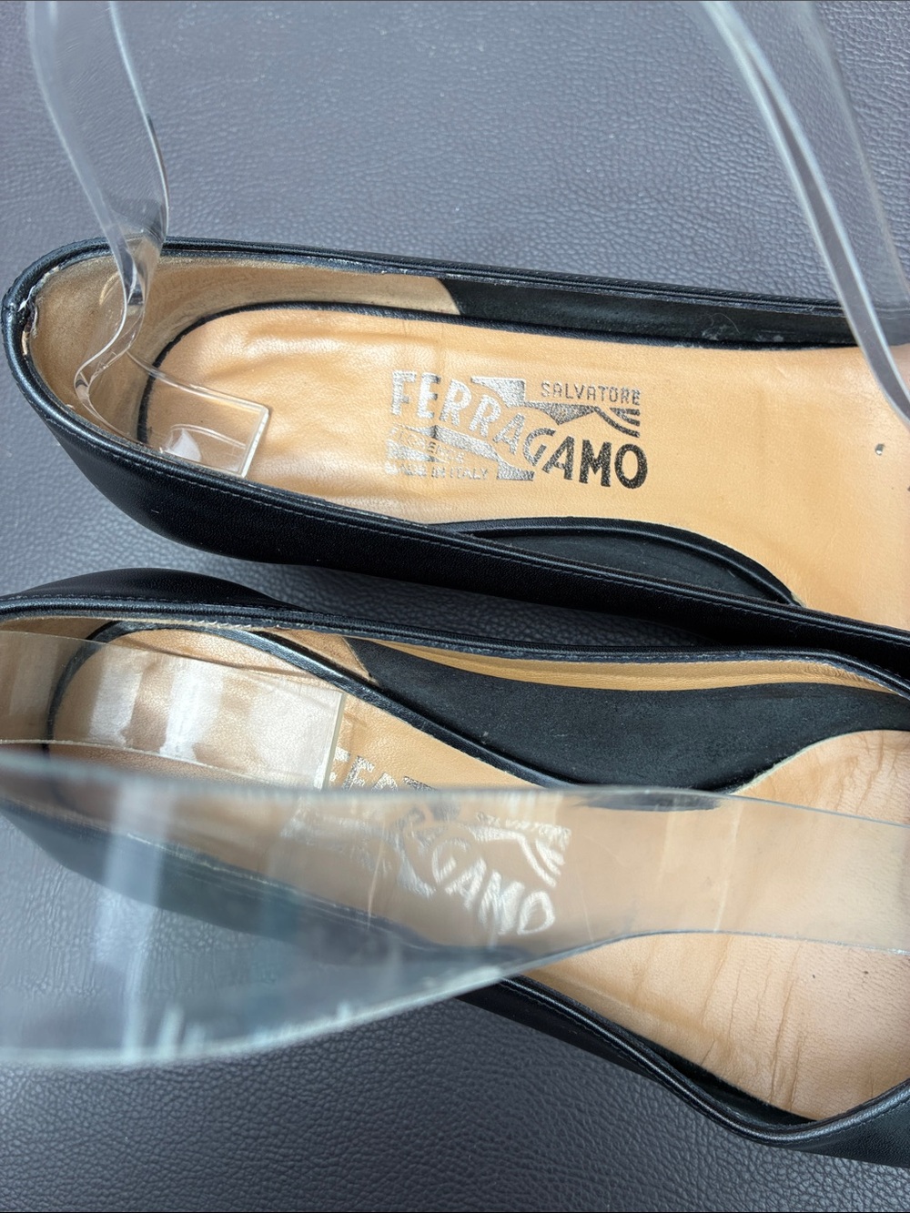 Salvatore Ferragamo Black Vara Bow Leather Flats with Gold Accent - Picture 3 of 8